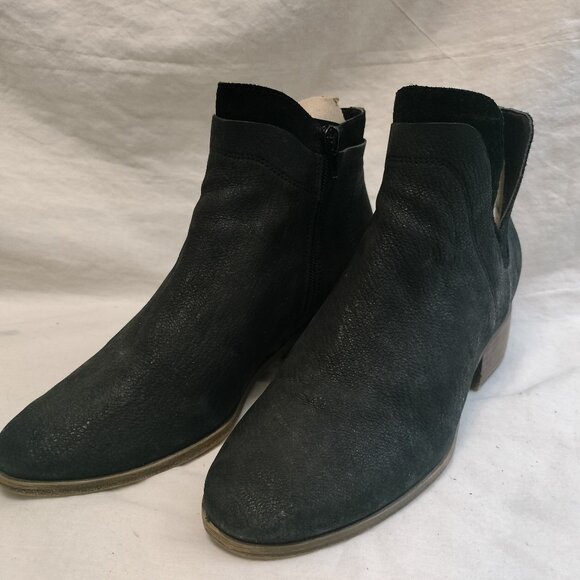 Lucky Brand Lelah Leather Bootie - Picture 2 of 15